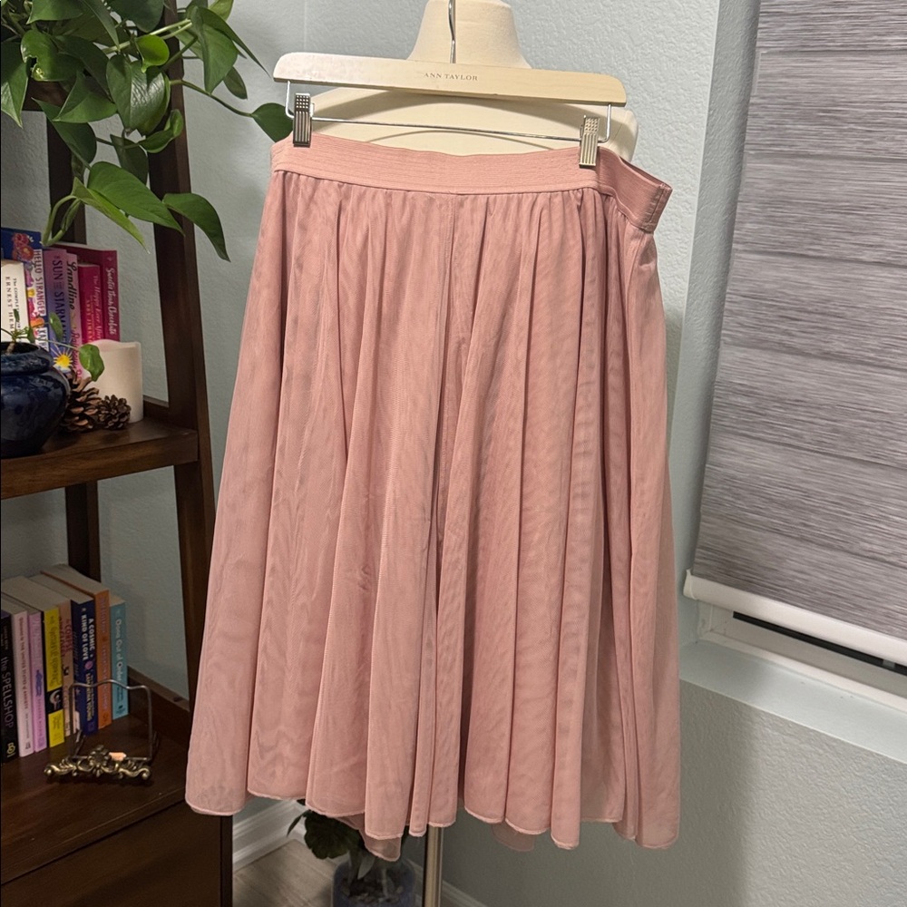 Torrid Plus Size Dusty Rose Tutu Skirt 2XL